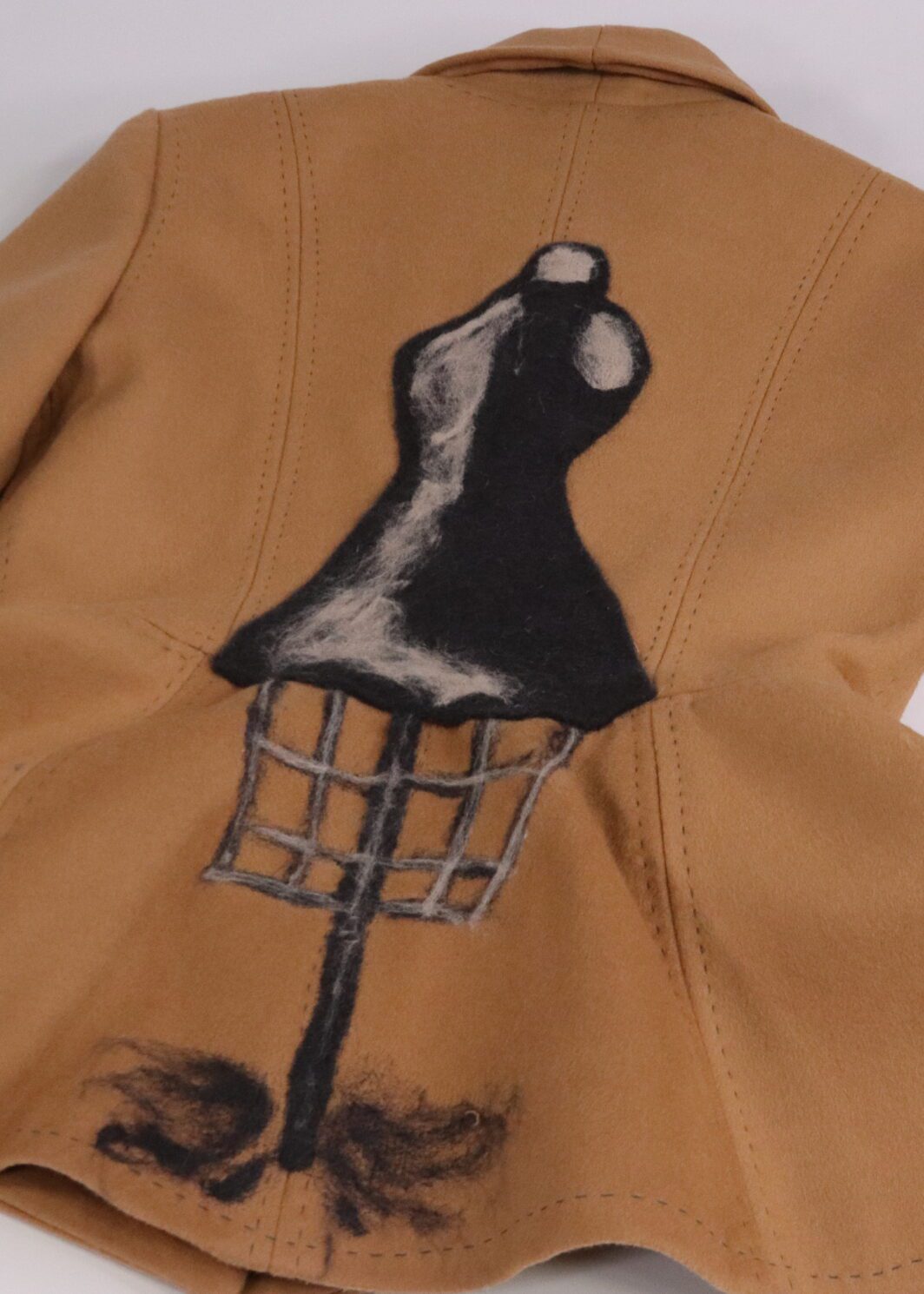Exclusive St. John Camel Wool
