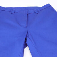A close up of the waist band on a pair of pants